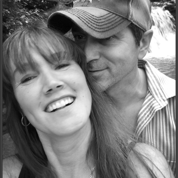 Meet your Posher, Mrs - Picture 5 of 15